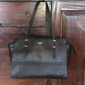 Women’s New Black Guess purse